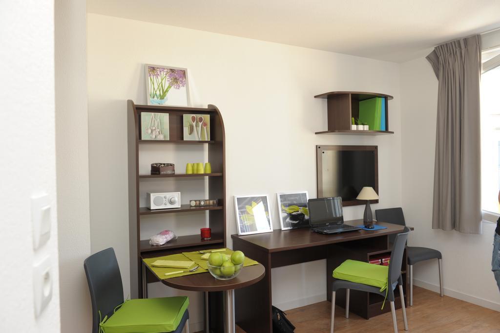 Central Fac Bourg-en-Bresse Quarto foto